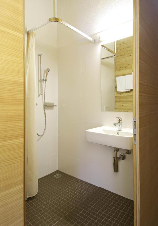 Scuol Youth Hostel מראה חיצוני תמונה