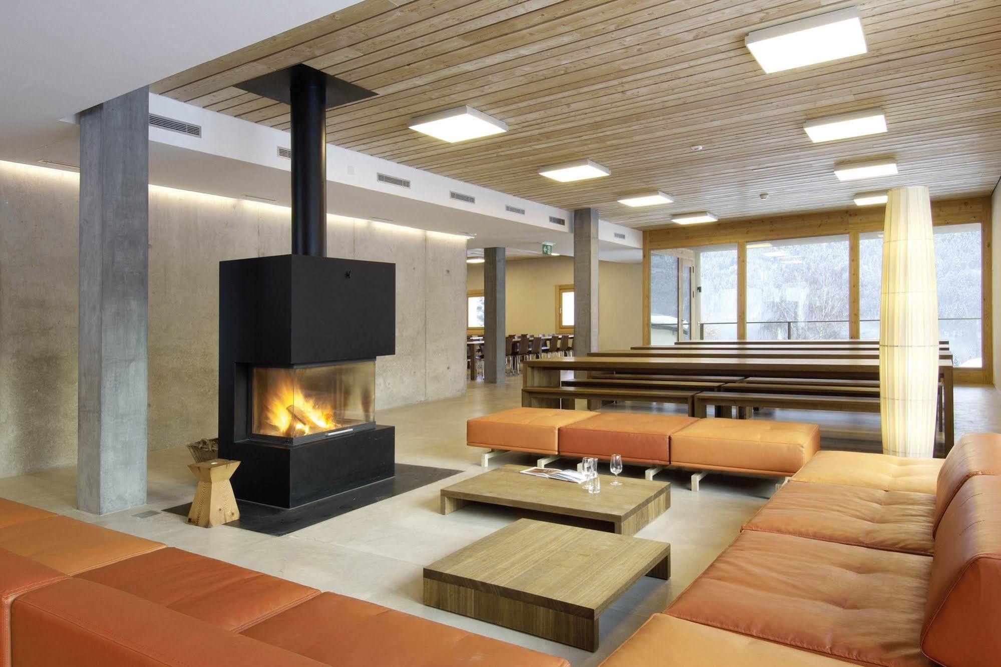Scuol Youth Hostel מראה חיצוני תמונה